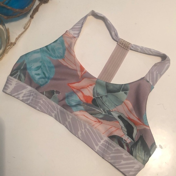 Maaji Bikini Top NWOT - Picture 1 of 4